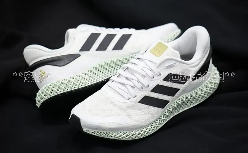 意昂2体育在线平台登录网易**安踏减震运动鞋：极致舒适，运动无负担**